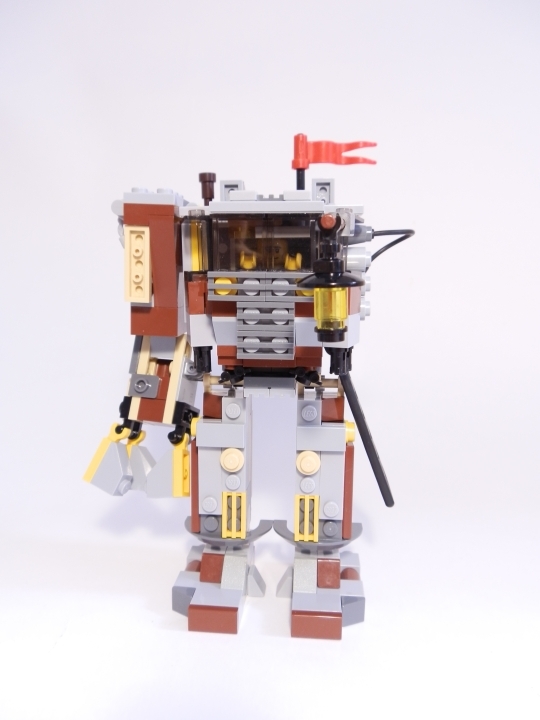 LEGO MOC - Steampunk Machine - Heavy Steam Helper 1: Осмотрим помощника со всех сторон. По ходу дела буду отмечать интересности.<br />
Как зритель успел заметить, это робот. Однорукий. Объяснение этому будет чуть позже.